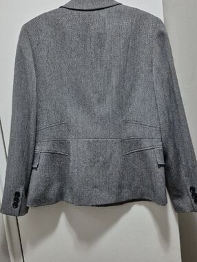 Kasper Gray Single-Button Tailored Blazer
